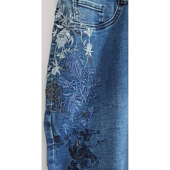 Simon Chang Cropped Jeans Women's Plus Size 24 Floral embroidered sides - Picture 2 of 4